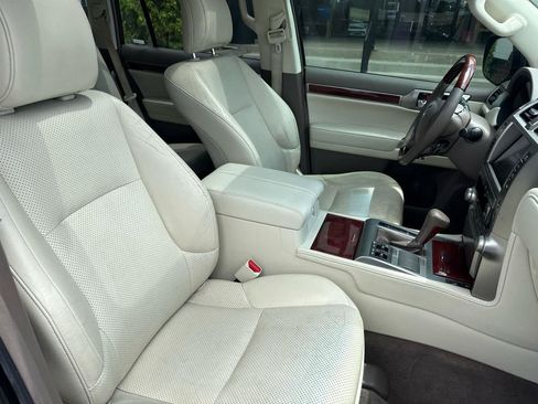 Used 2013 Lexus GX 460 w/ Comfort Plus Pkg AWD/4WD image 31