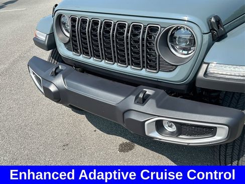 New 2025 Jeep Gladiator Sport w/ Premium Package image 21
