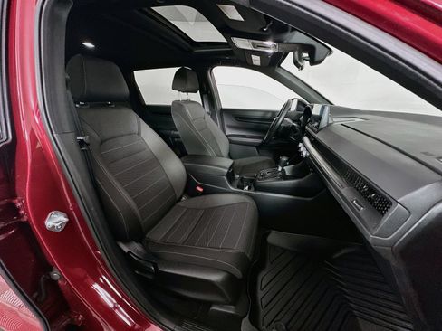 Used 2025 Honda CR-V Sport image 28