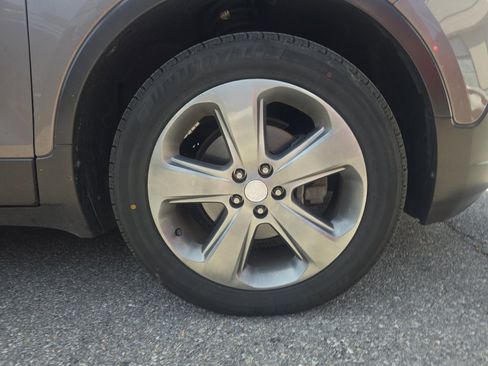 Used 2014 Buick Encore Leather FWD image 5