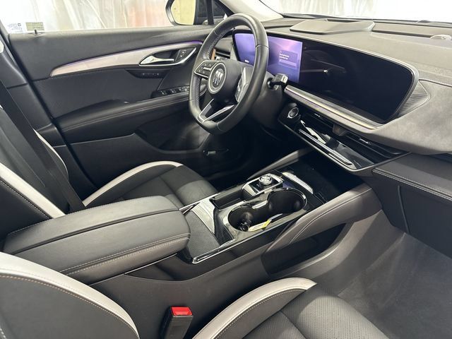 Used 2025 Buick Envision Sport Touring AWD/4WD image 29