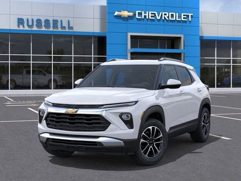 New 2026 Chevrolet TrailBlazer LT w/ LT Cold Weather Package FWD image 6
