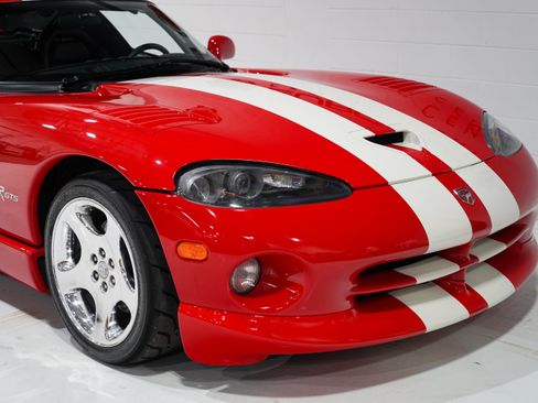 Used 2002 Dodge Viper GTS RWD image 24