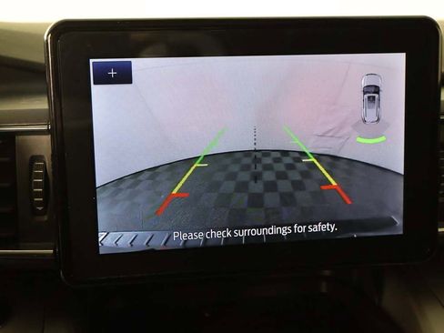 Used 2022 Ford Explorer XLT w/ Equipment Group 202A image 44