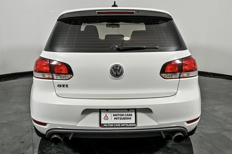 Used 2014 Volkswagen GTI Wolfsburg Edition FWD image 8