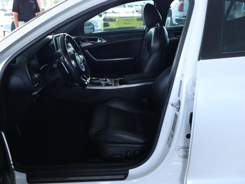 Used 2019 Kia Stinger GT image 15