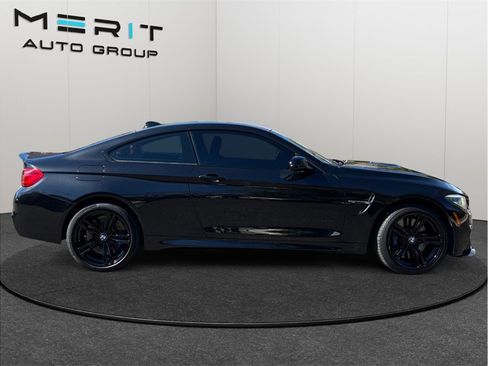 Used 2018 BMW M4 Coupe image 10