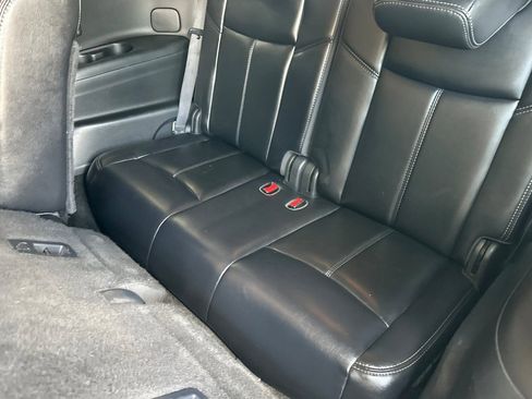 Used 2018 Nissan Pathfinder SL w/ Cargo Package FWD image 15