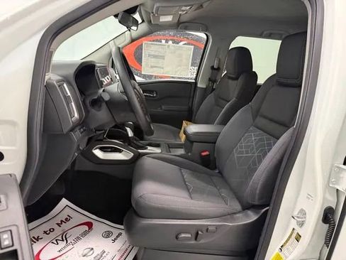 New 2026 Nissan Frontier SV image 11