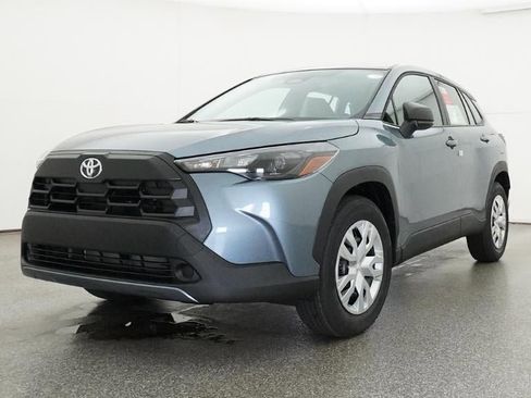 New 2026 Toyota Corolla Cross L FWD image 32