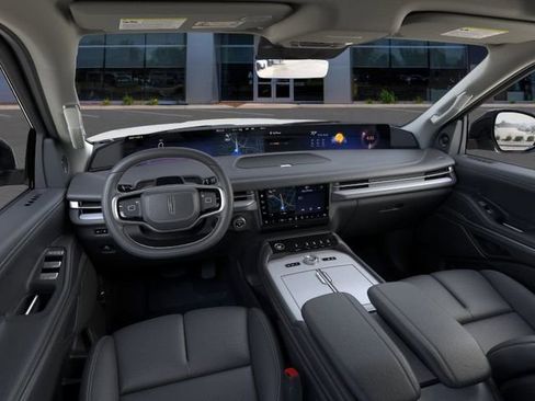 New 2025 Lincoln Navigator Reserve image 32