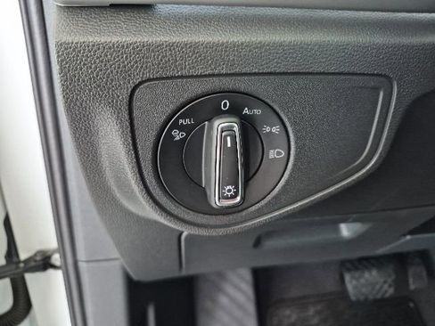 Used 2023 Volkswagen Atlas SEL AWD/4WD image 19