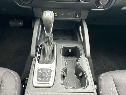 New 2026 Nissan Frontier SV w/ SV Convenience Package image 32