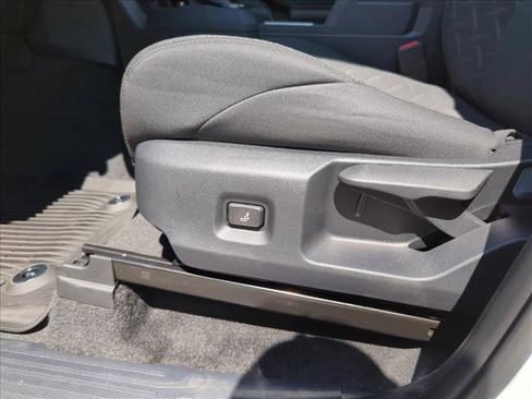 New 2024 Toyota Tacoma SR5 image 4