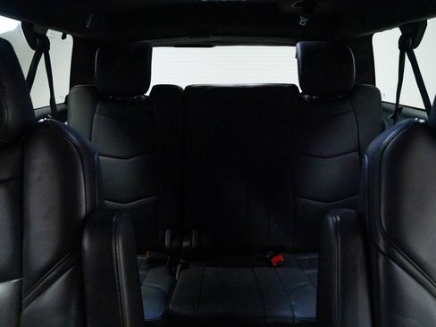 Used 2019 Cadillac Escalade ESV Platinum image 23