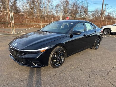 Certified 2026 Hyundai Elantra SEL Sport w/ Cargo Package image 3