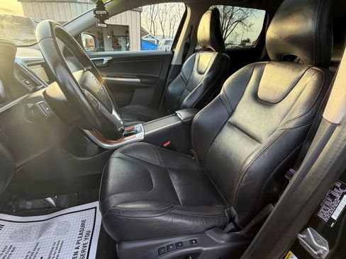 Used 2017 Volvo XC60 T5 Inscription image 25