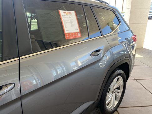 Certified 2023 Volkswagen Atlas SE w/ Panoramic Sunroof Package FWD image 58