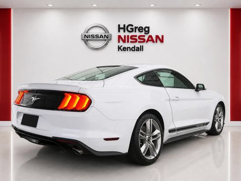 Used 2021 Ford Mustang Premium w/ Pony Package RWD image 4