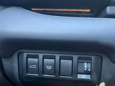Used 2024 Subaru Ascent Touring AWD/4WD image 22
