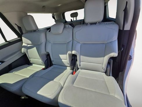 Certified 2025 Ford Expedition Max Platinum AWD/4WD image 13
