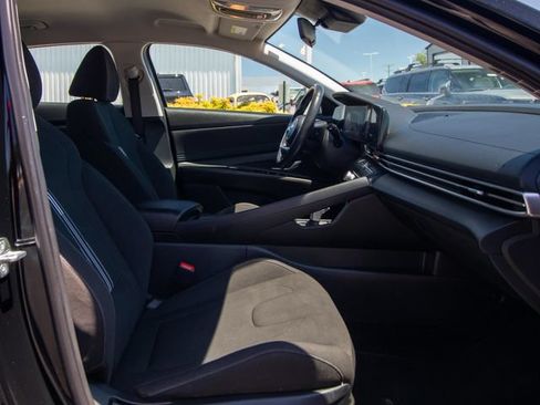 Used 2023 Hyundai Elantra SEL w/ Convenience Package FWD image 28