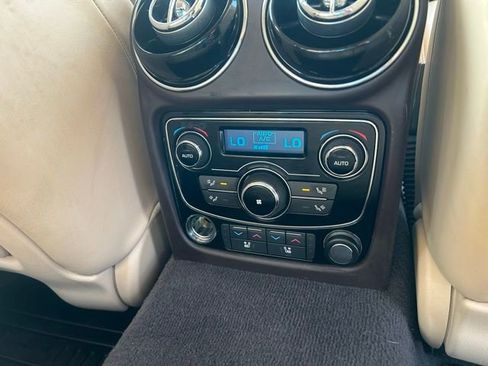 Used 2017 Jaguar XJ R-Sport image 8