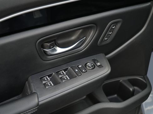 Used 2023 Honda Pilot Touring image 14