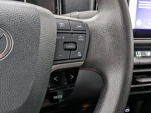 Used 2025 Toyota Camry LE FWD image 22