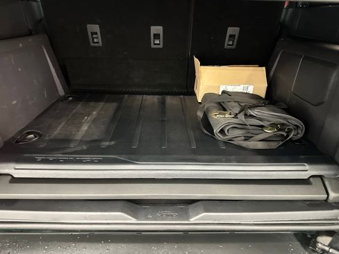 Used 2024 Ford Bronco Everglades image 14