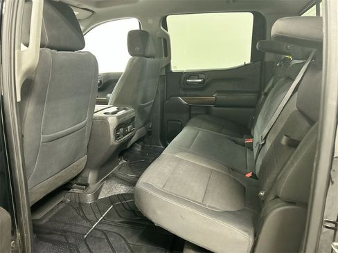 Used 2019 Chevrolet Silverado 1500 RST image 19