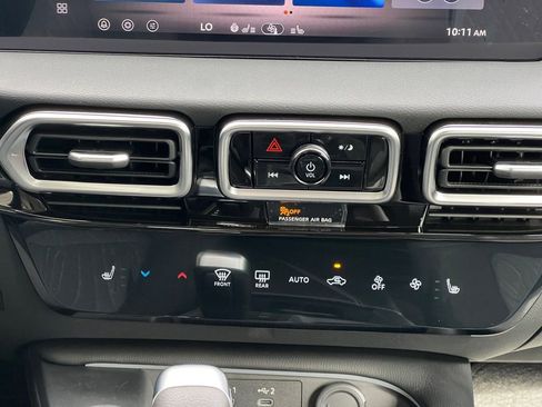 New 2026 Nissan Sentra SV FWD image 5