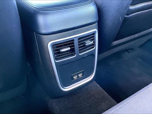 Used 2022 Dodge Charger R/T RWD image 10