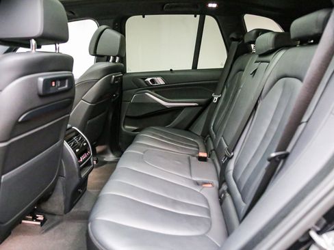 Certified 2022 BMW X5 xDrive40i w/ M Sport Package AWD/4WD image 20