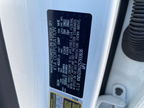 Used 2025 Kia Soul LX w/ LX Technology Package image 29