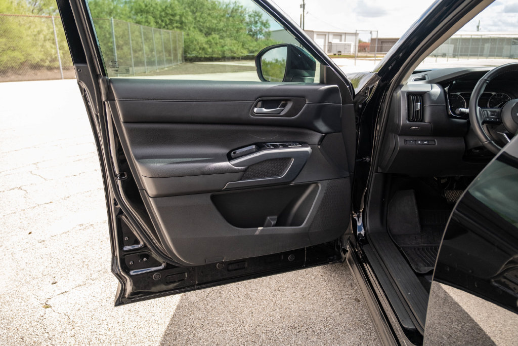 Used 2024 Nissan Pathfinder SL w/ SL Premium Package FWD image 11