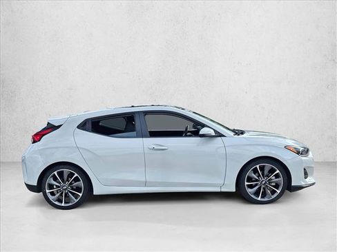 Used 2019 Hyundai Veloster 2.0 Premium image 4