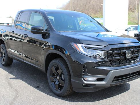 New 2026 Honda Ridgeline Black Edition image 3