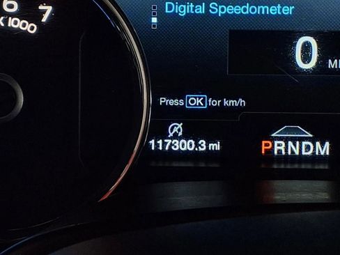 Used 2018 Ford F150 Platinum w/ Equipment Group 701A Luxury image 31