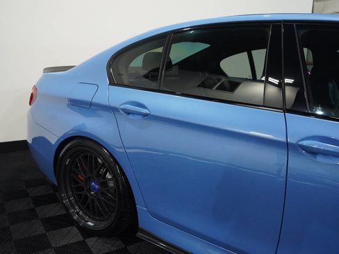 Used 2013 BMW M5 image 16
