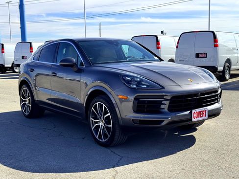Used 2021 Porsche Cayenne S image 6