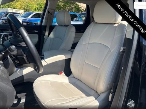 Used 2023 Buick Enclave Essence w/ Experience Buick Package AWD/4WD image 3