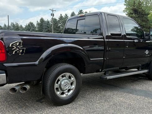 Used 2014 Ford F250 Lariat w/ Chrome Package AWD/4WD image 12