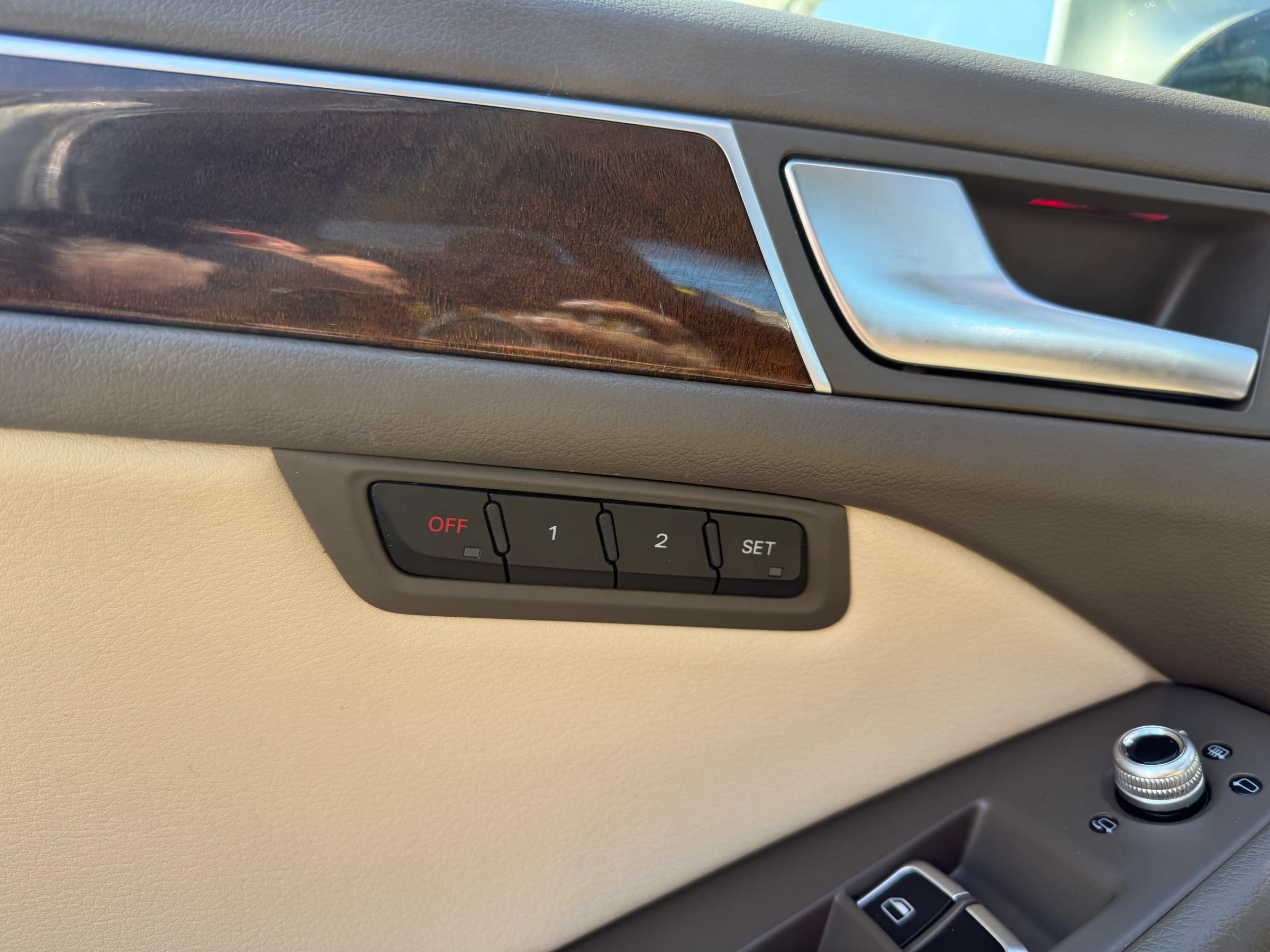 Used 2015 Audi Q5 2.0T Premium Plus w/ Technology Package AWD/4WD image 22