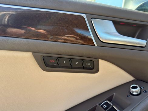 Used 2015 Audi Q5 2.0T Premium Plus w/ Technology Package AWD/4WD image 22