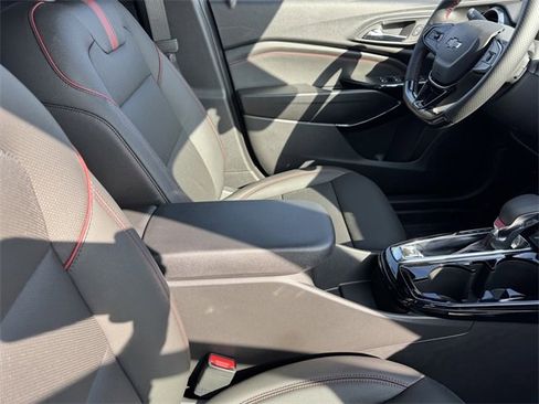 New 2026 Chevrolet Trax RS w/ Sunroof Package image 7