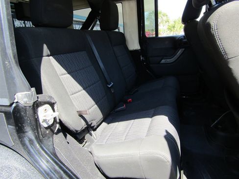 Used 2011 Jeep Wrangler Unlimited Sport w/ PWR Convenience Group AWD/4WD image 6