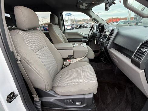 Used 2017 Ford F150 XLT w/ Equipment Group 302A Luxury image 15