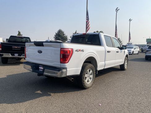 Used 2022 Ford F150 XLT w/ Trailer Tow Package AWD/4WD image 3