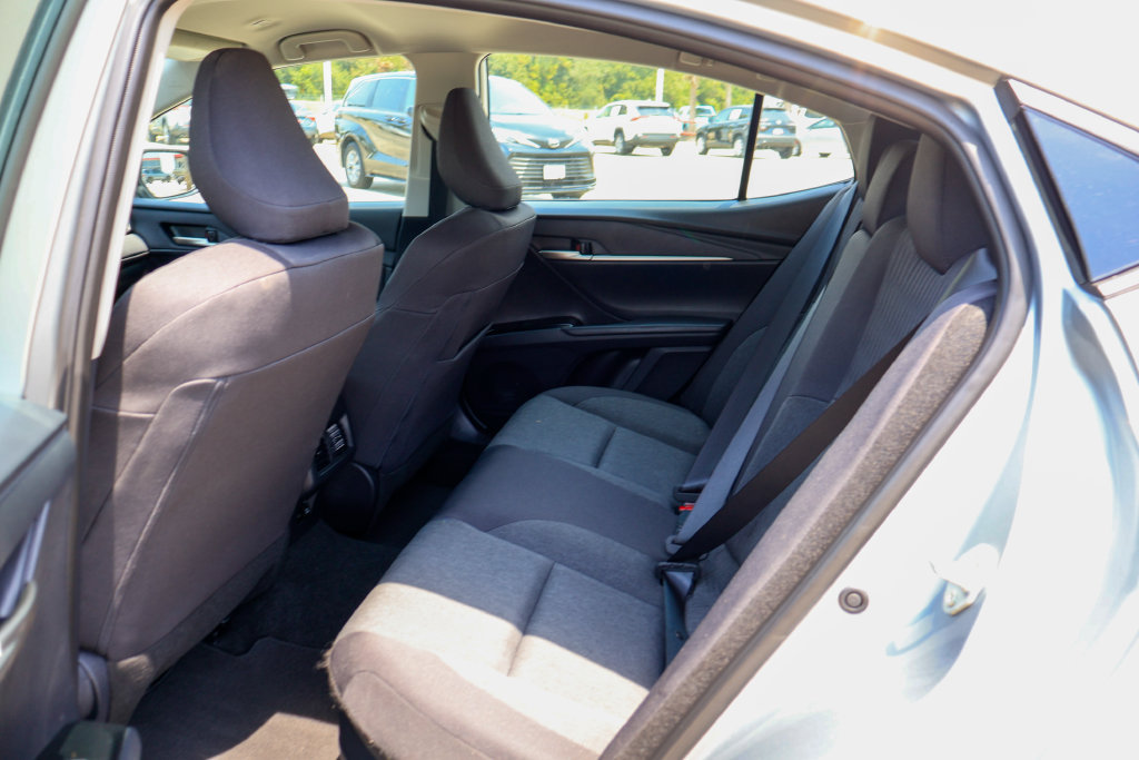 Used 2026 Toyota Camry LE FWD image 11